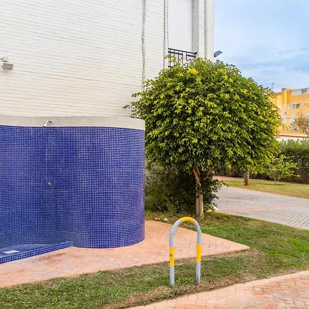 Denia-lesgavines 公寓 *